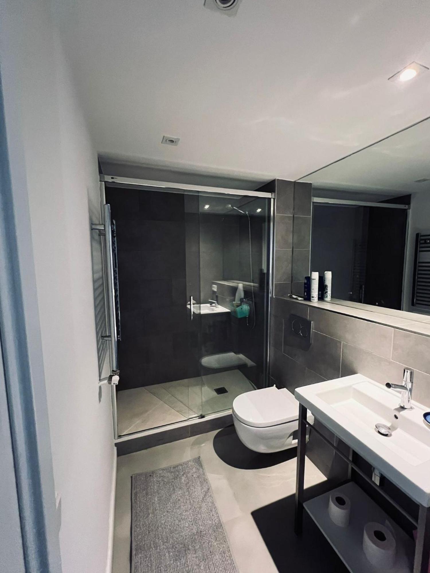 Habitacion Privada En Bello Apartamento Compartido Barcelona Exterior foto
